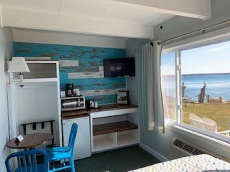 Beachfront Inn Baileys Harbor Extérieur photo