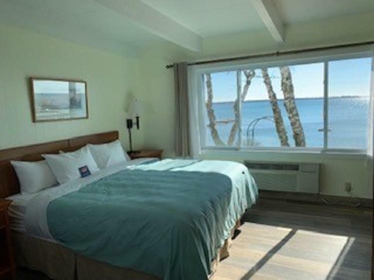 Beachfront Inn Baileys Harbor Extérieur photo