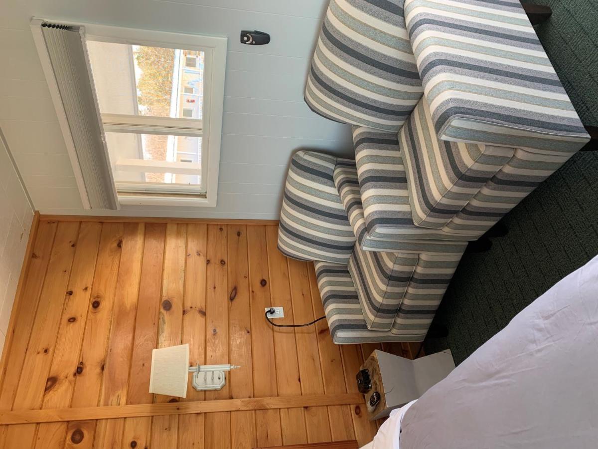 Beachfront Inn Baileys Harbor Extérieur photo