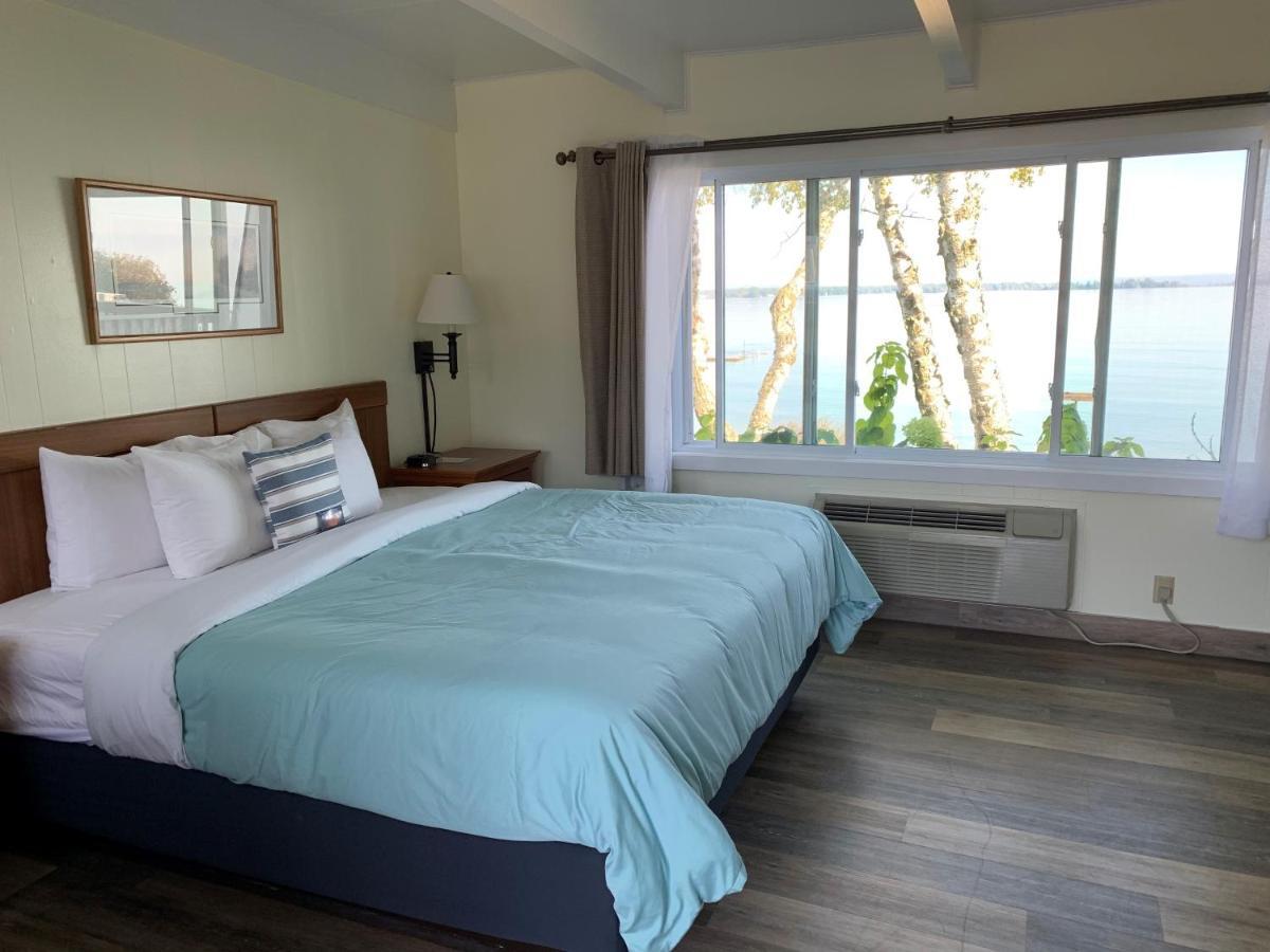 Beachfront Inn Baileys Harbor Extérieur photo